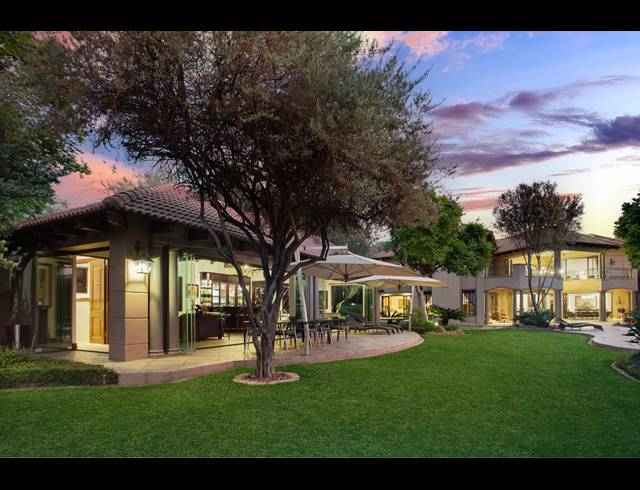 6 BEDROOM HOUSE FOR SALE IN DAINFERN VALLEY ESTATE